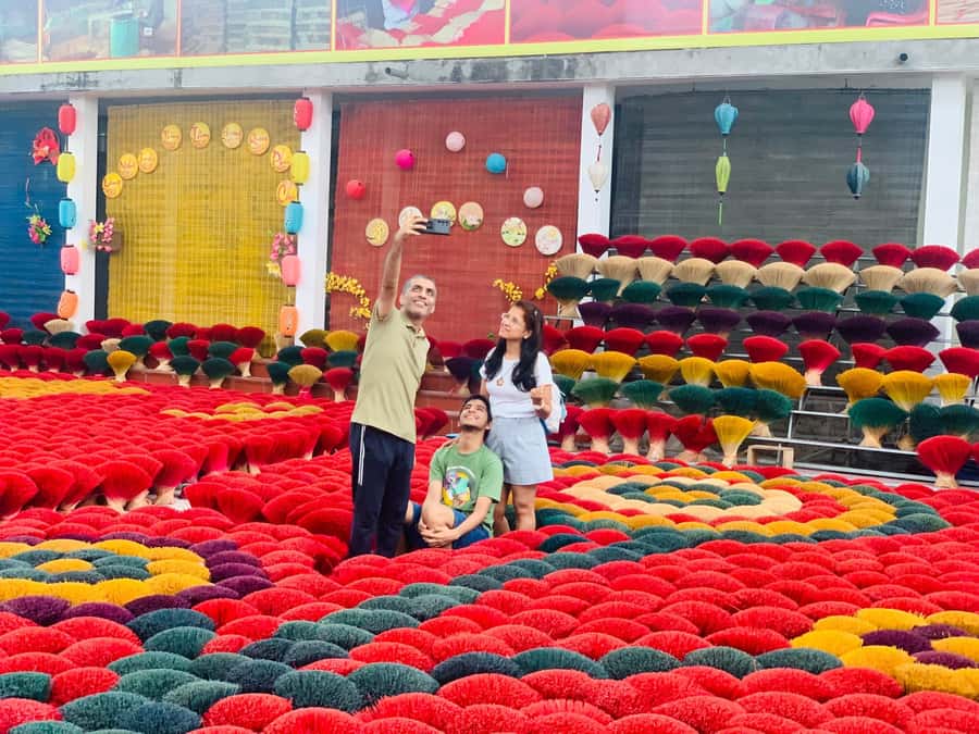From Hanoi: Incense Village, Conical Hat and HaThai Art Tour - Lunch is part of the cultural exchange
