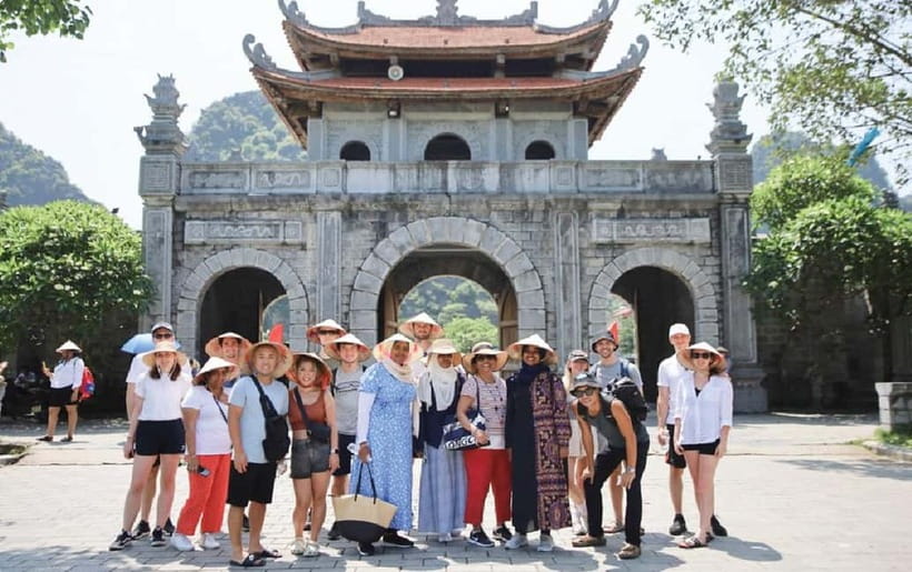 From Hanoi: Ninh Binh Boat Ride, Mua Cave Hike, Temple Visit - What $37 buys, and what can add to the bill