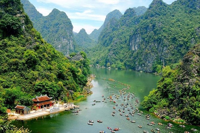 From Hanoi: Ninh Binh Tour Highlights - Transfer & Buffet Lunch - Mua Cave’s 500-step climb and Tam Coc view