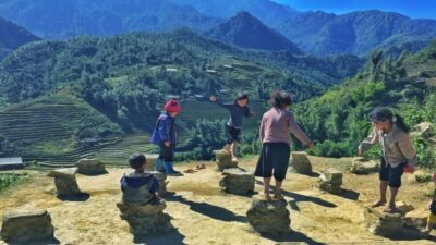 Sapa 3-Day Medium Trek and Limousine Trip