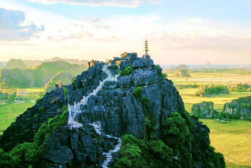 From Hanoi: Trang An Eco-tourism -Bai Dinh pagoda & Mua Cave - Three Ninh Binh sights, one long day