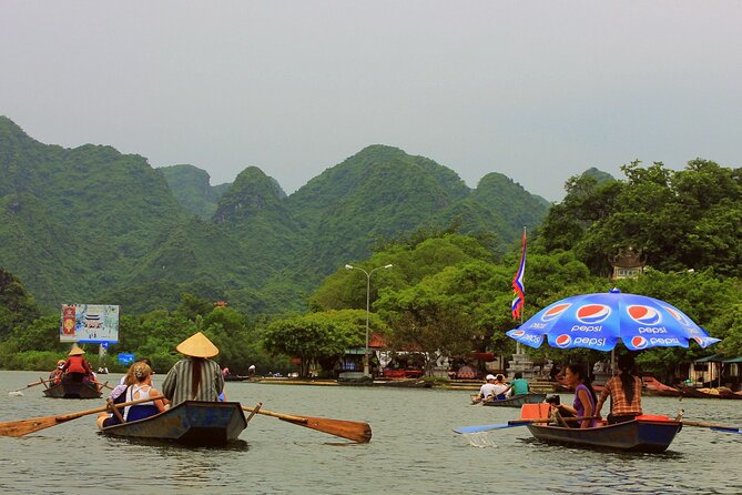 Full Day Tour to Perfume Pagoda with Traditional Boat Ride - A Sampan Journey Through the Pagoda Complex