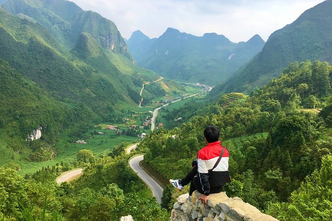 Ha Giang Loop 2D/1N Private Room + Free Dorm Hotel 1N before tour - Day one: Heaven Gate, Hmong villages, and Pao’s House
