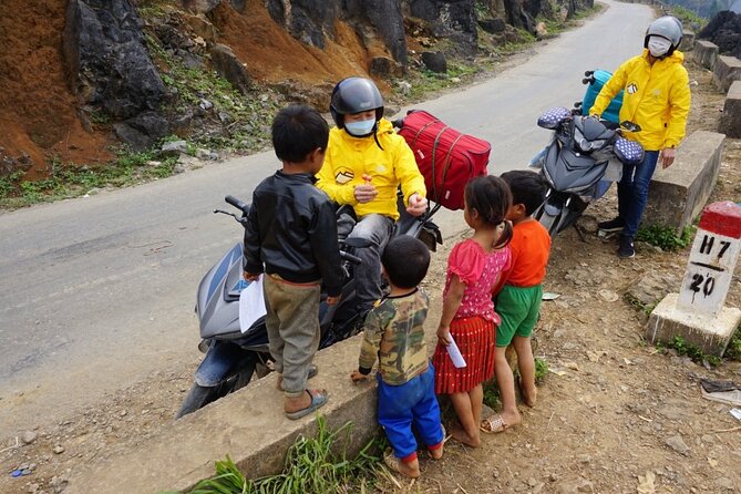 Ha Giang Loop 4 Day trip with Easy Rider - Day 2: Karst country, bamboo forest, and Ma Pi Leng Pass