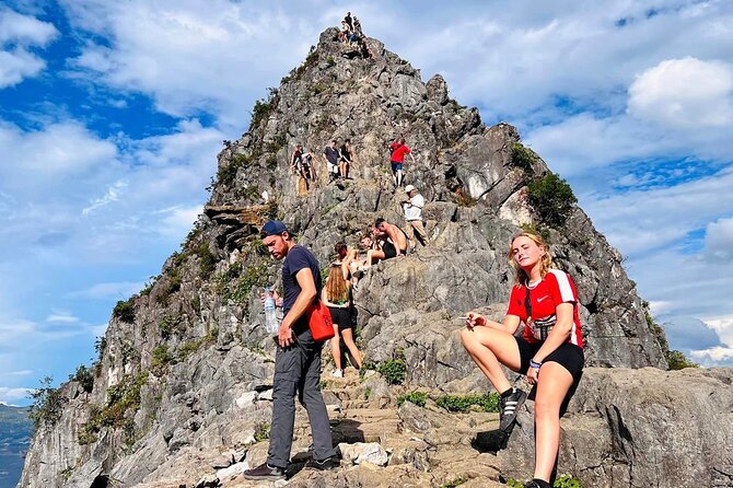 Ha Giang Tour 4 Day-3-Night, English Speaking Guide, Small Group - Day 2: Tham Ma Pass, Hmong history and the northern border