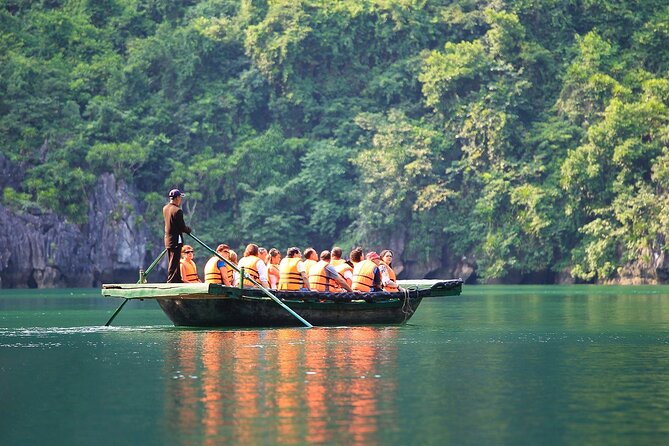 Ha Long Bay Cruise Day Tour - Cave, Kayaking, Swimming & Lunch - Guides and group size make a difference