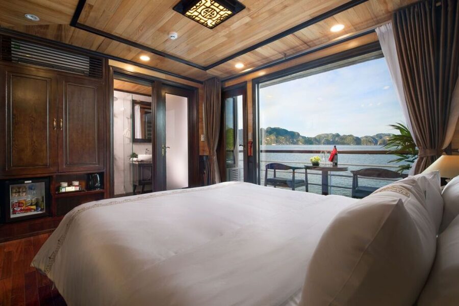 Ha Long & Lan Ha Bays: 2-Day Cruise with Meals & Kayaking - What the fare covers, and what it does not