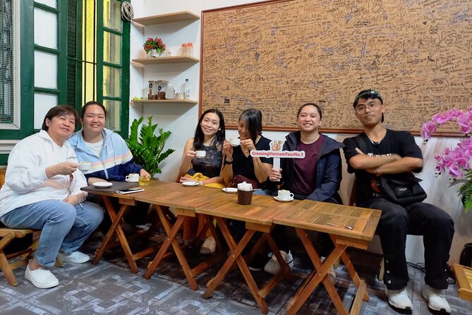 Ha Noi Egg Coffee Class - Comparing Hanoi and Saigon milk coffee