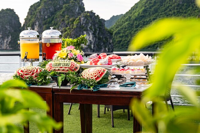 Halong bay 5star Cruise Day Trip: Buffet lunch & Limousine bus - Boarding at Tuan Chau and getting out on the bay
