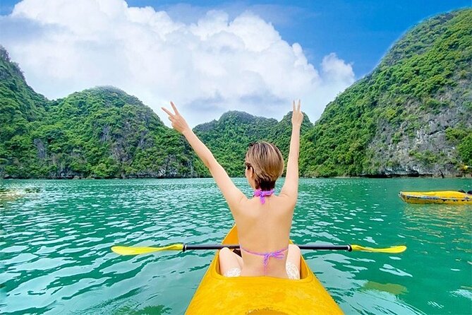 Halong Bay Day Tour 6Hour Deluxe Cruise Limousine Bus Small Group - Lunch and the limestone formations
