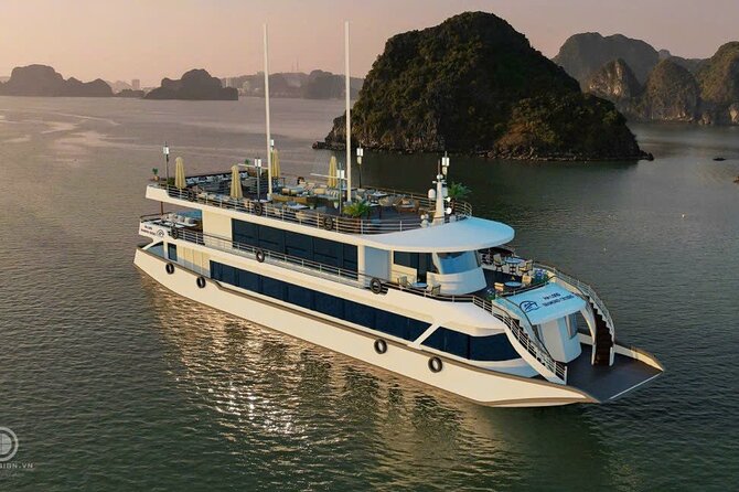 Halong Bay Day Tour By Diamond Era Cruise,Titop,Sung Sot & kayak - Walking through Sung Sot Cave