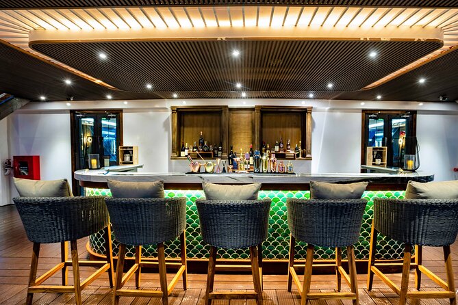 Halong Bay Luxury Dinner Cruise - Ambassador - From check-in to the 6:00 pm departure
