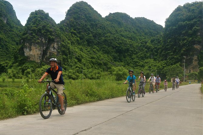Hang Mua - Hoa Lu - Tam Coc Small Group Tour 8 People a Group - From Hanoi to Ninh Binh: an early start with less hassle