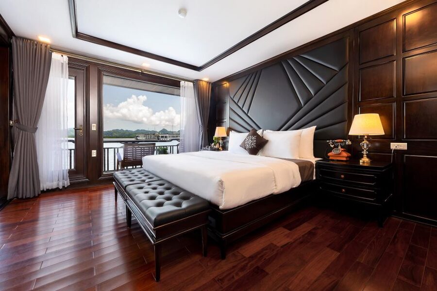 Hanoi: 2-Day Halong & Lan Ha Bay 5-Star Cruise with Balcony - Day two: tai chi and one last bay outing
