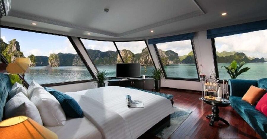 Hanoi: 3-Day Ninh Binh, Ha Long, & Lan Ha Bay 5-Star Cruise - Day one: Bai Dinh, Trang An, and Mua Cave
