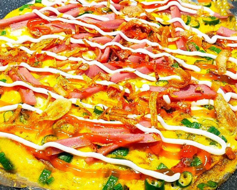 Hanoi: 7 Tastings Street Food Tour with Train Street - From steamed rice pancakes to bun cha