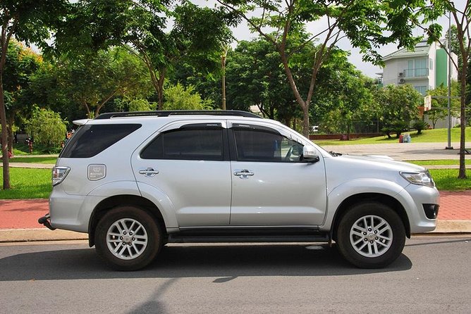 Hanoi Airport Pick-up (Private Ride From Hanoi Airport to Hotels) - What to know before you book