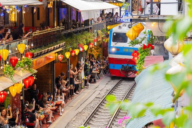 Hanoi All in One Full Day Sightseeing Tour - A morning among incense makers