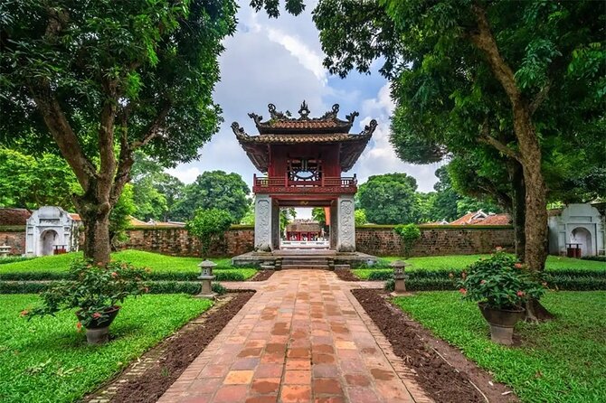 Hanoi All in One Full Day Sightseeing Tour - The Temple of Literature and Vietnam’s first university