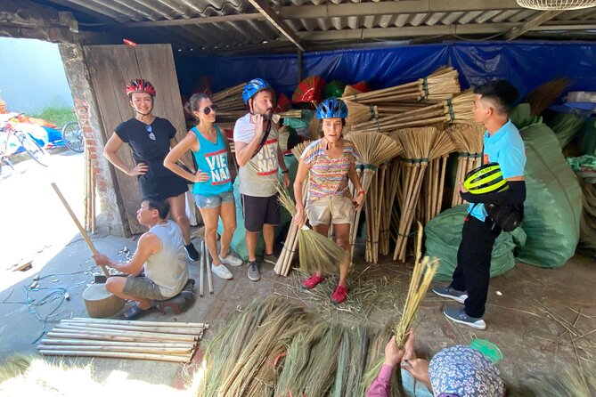 Hanoi Bicycle Tours: Half Day Bicycle Tours Hanoi Countryside - A family home and bonsai trees