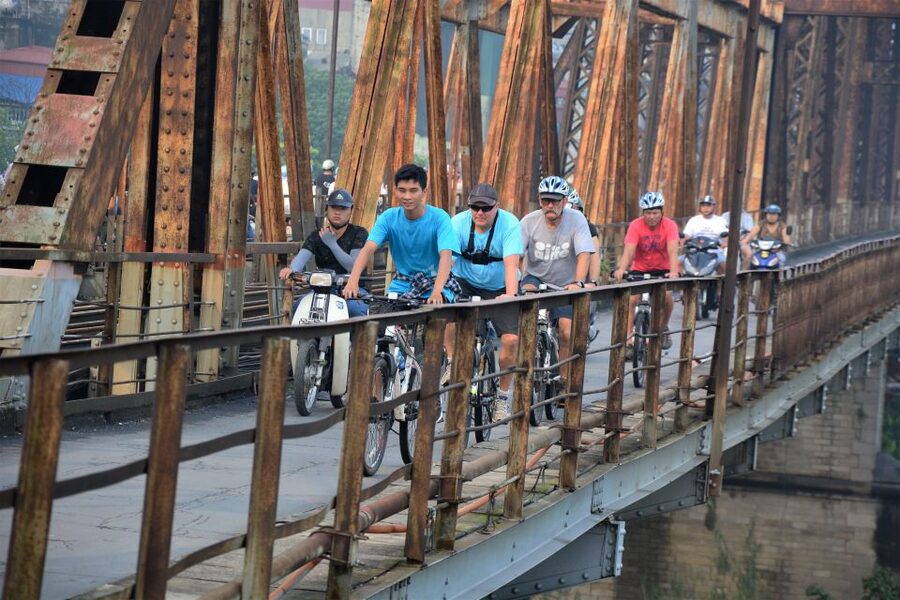 Hanoi: Bike Tour Through Hidden Gems and Banana Island - Long Bien Bridge and a quieter Banana Island