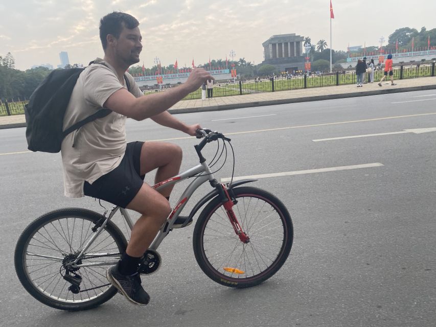 Hanoi: Bike Tour Through Hidden Gems and Banana Island - Old Quarter streets and Hanoi’s traffic