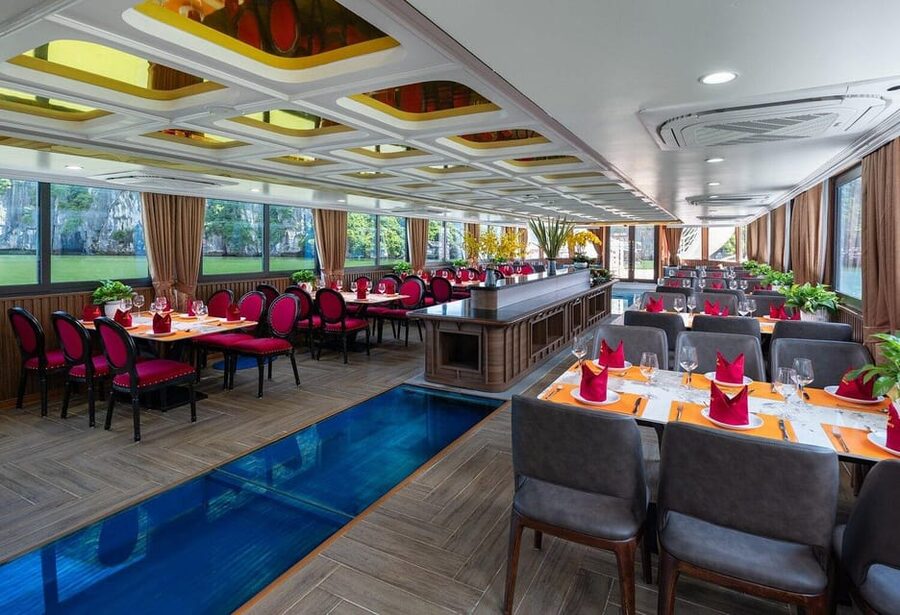 Hanoi: Cat Ba Island & Lan Ha Bay Day Trip Cruise with Lunch - Kayaking, swimming, and the ride back