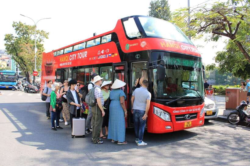 Hanoi: Centuries of Highlights in 1 Hour by Open-Top Bus - One circuit, from old Hanoi to its grand landmarks