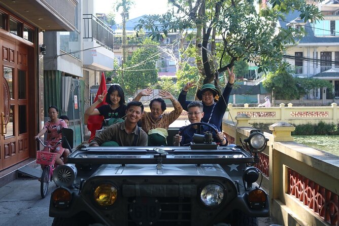 Hanoi City Tour Highlight, Train Street Combine visit Countryside - The vehicle, group size, and pace