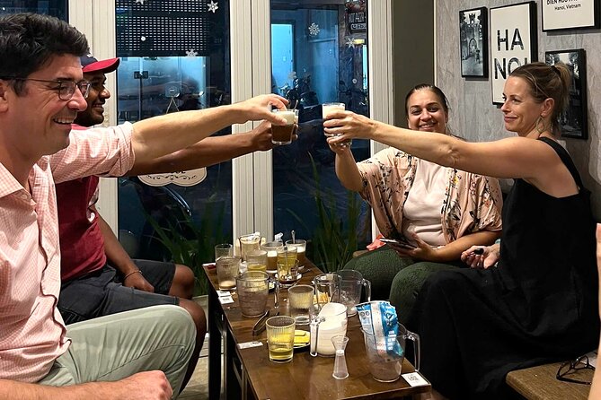 Hanoi Coffee Workshop: Master 6 Signature Vietnamese Coffee - Black and brown coffee teach the basic balance