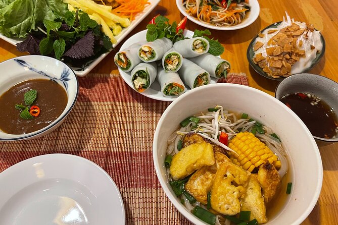 Hanoi Cooking Class Learning 5 Dishes including Banh Xeo - Who Will Get the Most From This Class