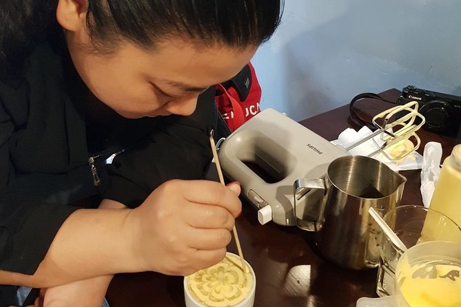 Hanoi Egg Coffee making course - Should you book the egg coffee class?