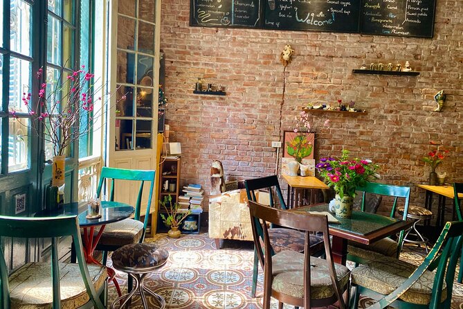 Hanoi French Quarter: Coffee and Stories - Coffee and ice cream are part of the appeal