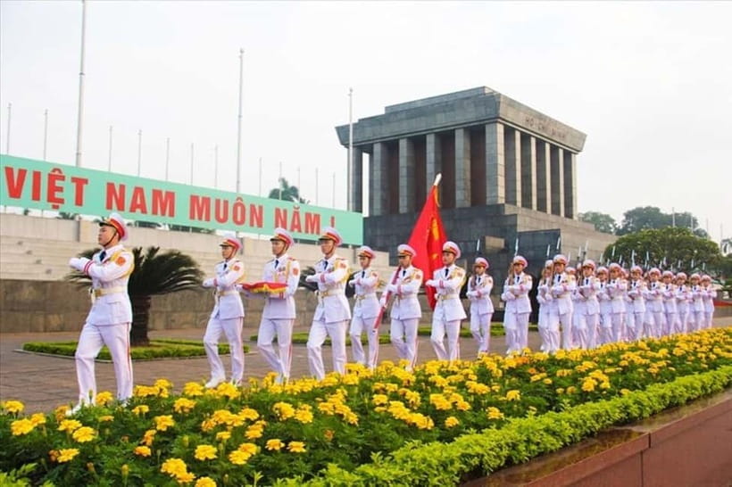 Hanoi: Full-day or Half-day Hanoi City Tour - The Ho Chi Minh Complex and One Pillar Pagoda