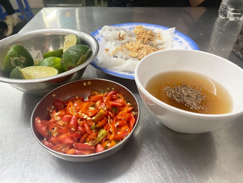 Hanoi: Guided Street Food Tour with Train Street Experience - Who will enjoy this walk most