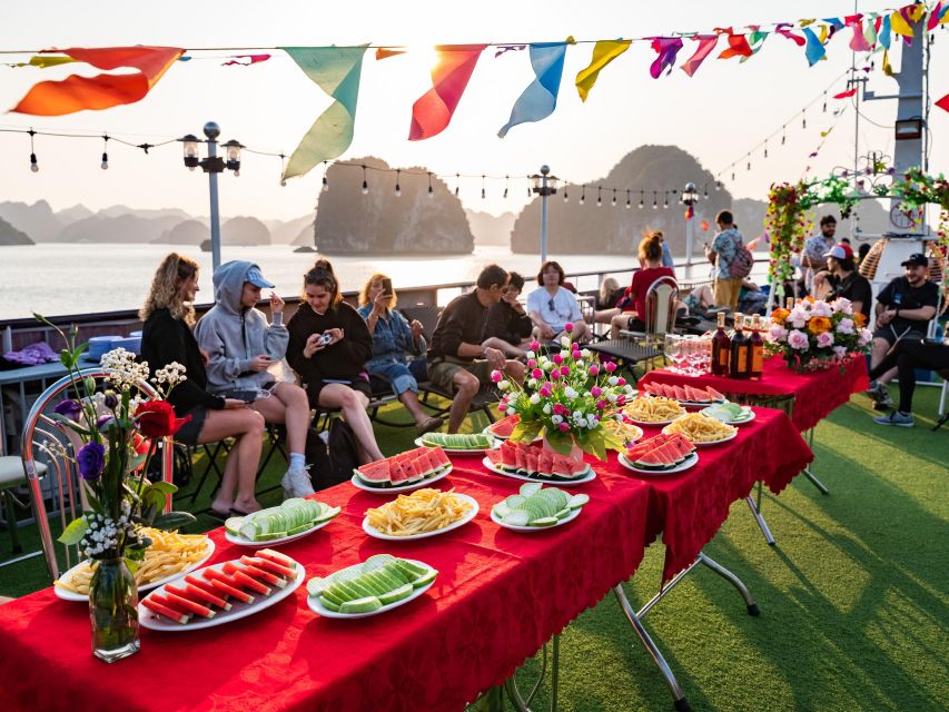 Hanoi: Halong Bay Day Trip with Titop Island, Cave, & Kayak - Who should book this trip
