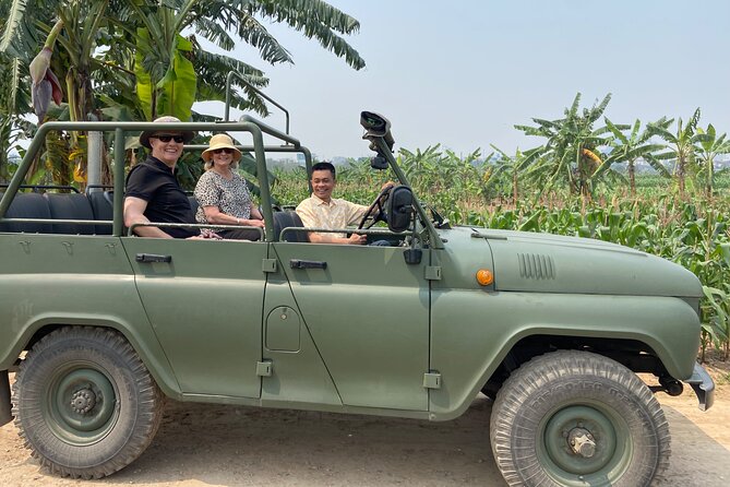 Hanoi Jeep Tour: City Highlights, Train St & Hidden Gems - Tao Sach Pagoda offers a quieter pause