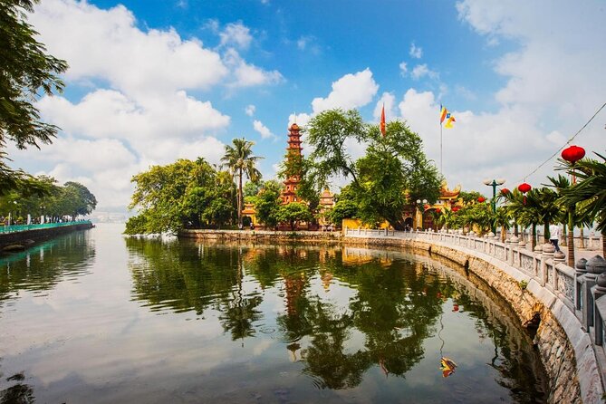 Hanoi Jeep Tours Led By Women: City & Red River Half Day - Huu Tiep Lake and the B-52 wreck