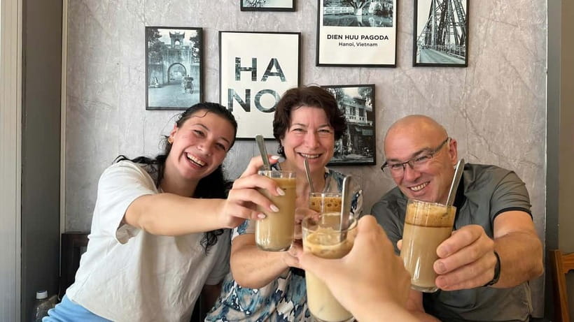 Hanoi: Master the Art of 4-6 Signature Vietnameses Coffees - Make black and brown coffee with your own hands