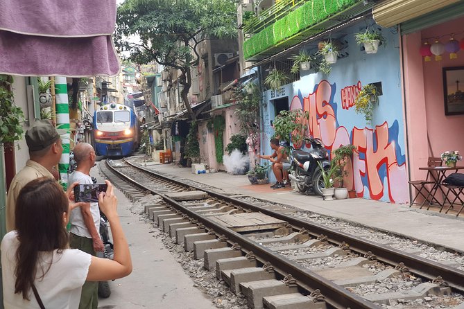 Hanoi Motorbike Tour: Food, Culture and Fun by Vintage Motorbike - Comfort, safety and practical details