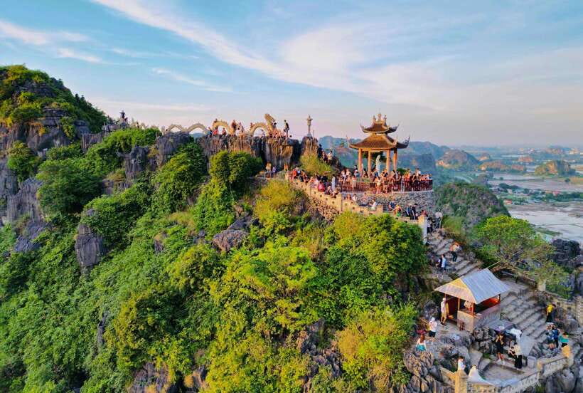 Hanoi: Ninh Binh, Trang An, Mua Cave and Bai Dinh Pagoda - Is this Ninh Binh day trip worth booking?