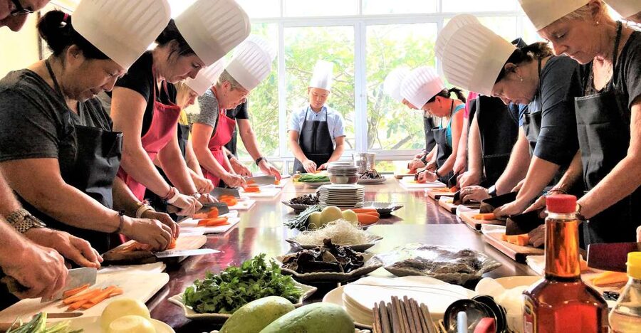 Hanoi: Old Quarter Market Tour and Cooking Class with Meal - Eat What You Made, Then Order Coffee