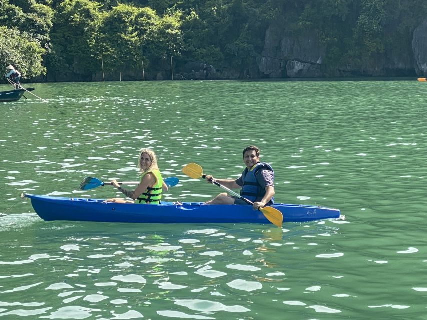 Hanoi: Roundtrip Halong Bay Islands, Caves, Kayaking & Lunch - Sung Sot Cave: the major cave stop