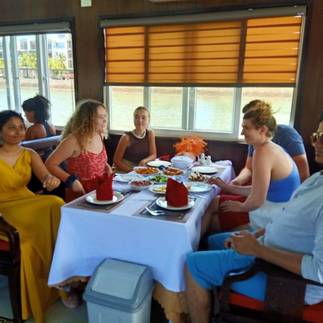 Hanoi: Roundtrip Halong Bay Islands, Caves, Kayaking & Lunch - Is $44 good value?
