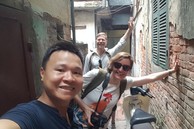 Hanoi Street Food Tour with local delicacies - Snacks, sweets, and drinks round out the meal
