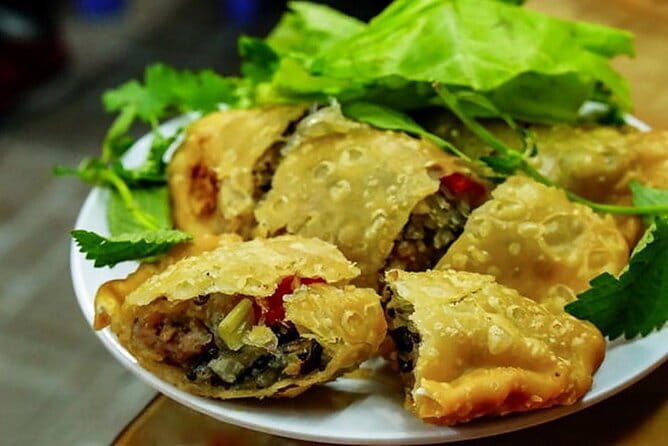 Hanoi street food walking and train street visit - Is $21.77 good value?