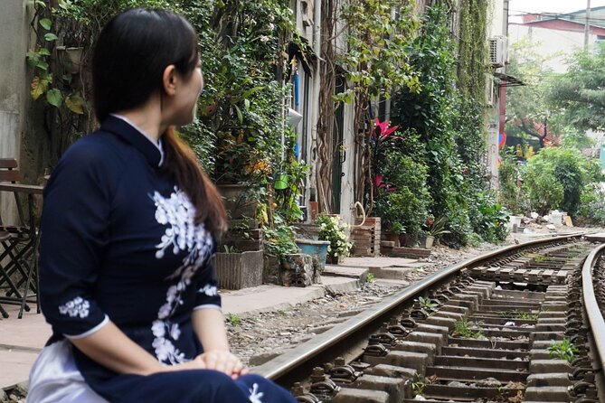 Hanoi Walking Street Food Tour with Train-Street Visit - What to know before you go