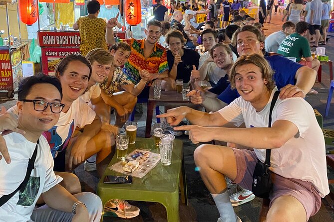 [Hi-end] Private Hanoi Street Food Tour With Real Foodie - Hoan Kiem Lake as a pause in the walk