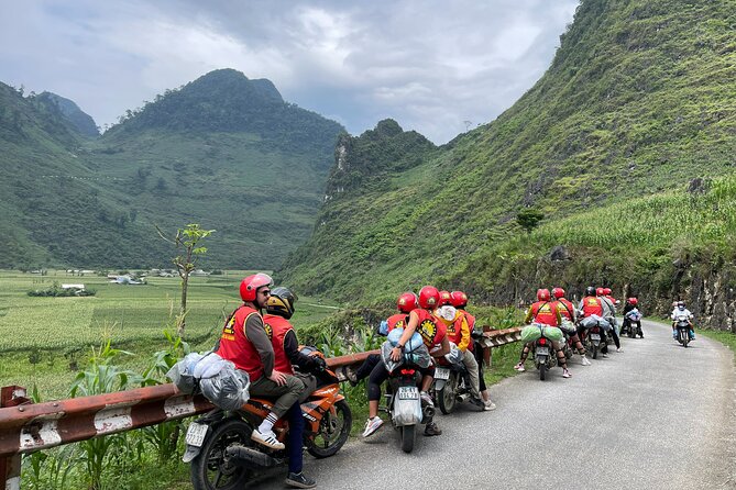 High Quality Motorcycle Dirt Bike 3 Days Tour + Private Room - Day 2: Ma Pi Leng Pass, the Nho Que River, and Meo Vac