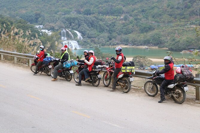High Quality Small Group With Easy Riders 3 Day + Private Room - At a glance